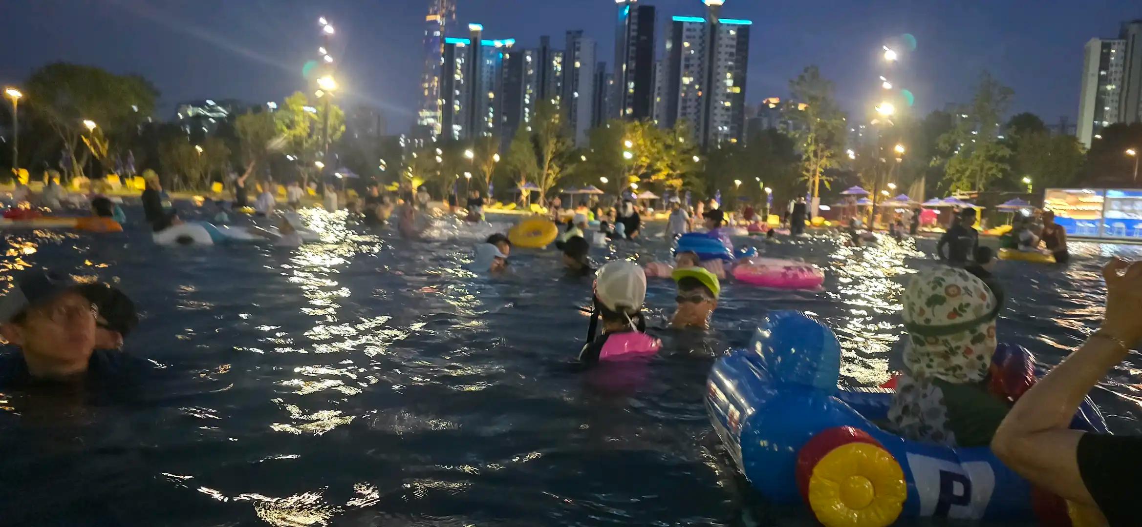 크루톡 이미지