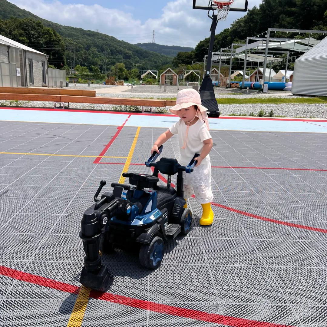 안녕하세요! 오늘은 아이와 함께 즐거운 시간을 보낼 수 있는 실내 놀이 공간, 안성 하우스 플레이랩을 소개해드릴게요 💛