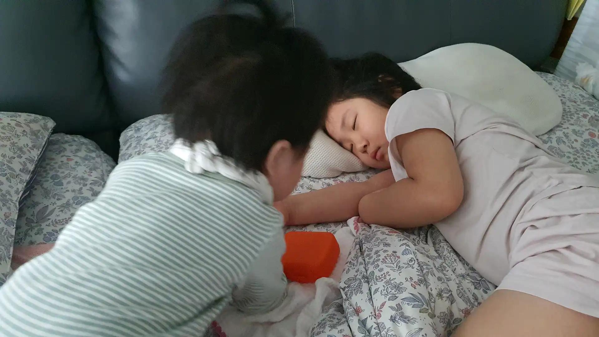 크루톡 이미지