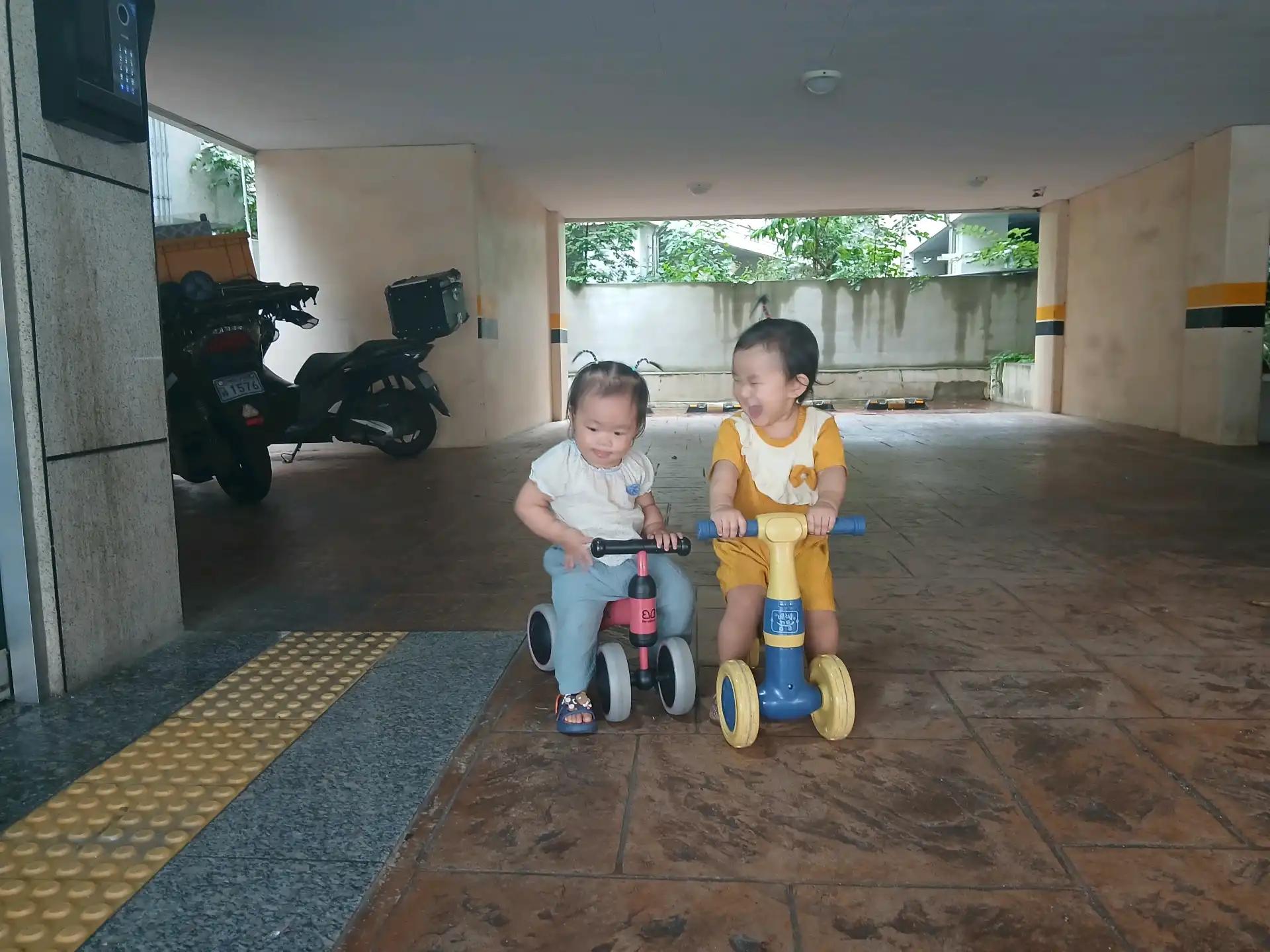 크루톡 이미지