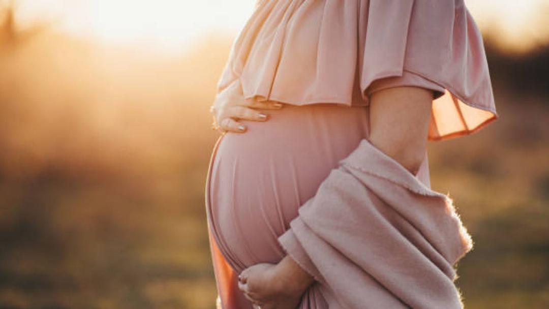 임산부 튼살 원인과 예방·완화 방법