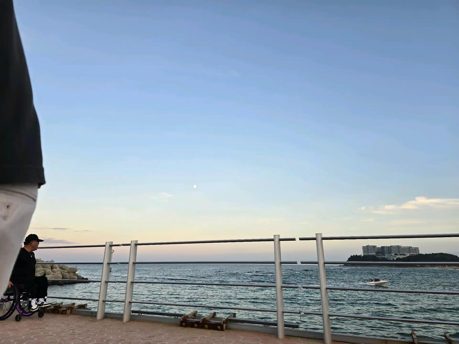 ํฌ๋ฃจํก ์ด๋ฏธ์ง